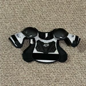 Fox Peewee Titan chest protector